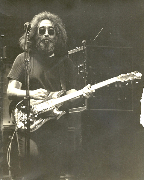 Grateful Dead - 1979-11-30 Stanley Theater, Pittsburgh, PA, USA | Jerry